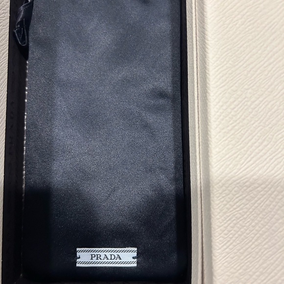 Prada PR 17WSF Sunglasses - Picture 10 of 11